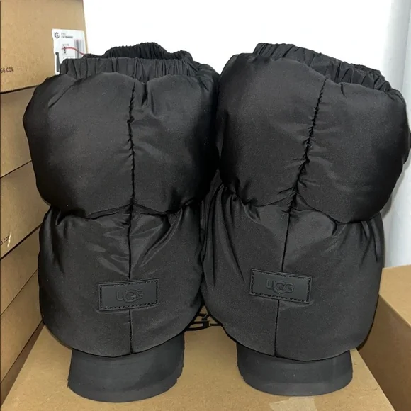 UGG CLASSIC MINI DIPPER PUFFER - Picture 3 of 5